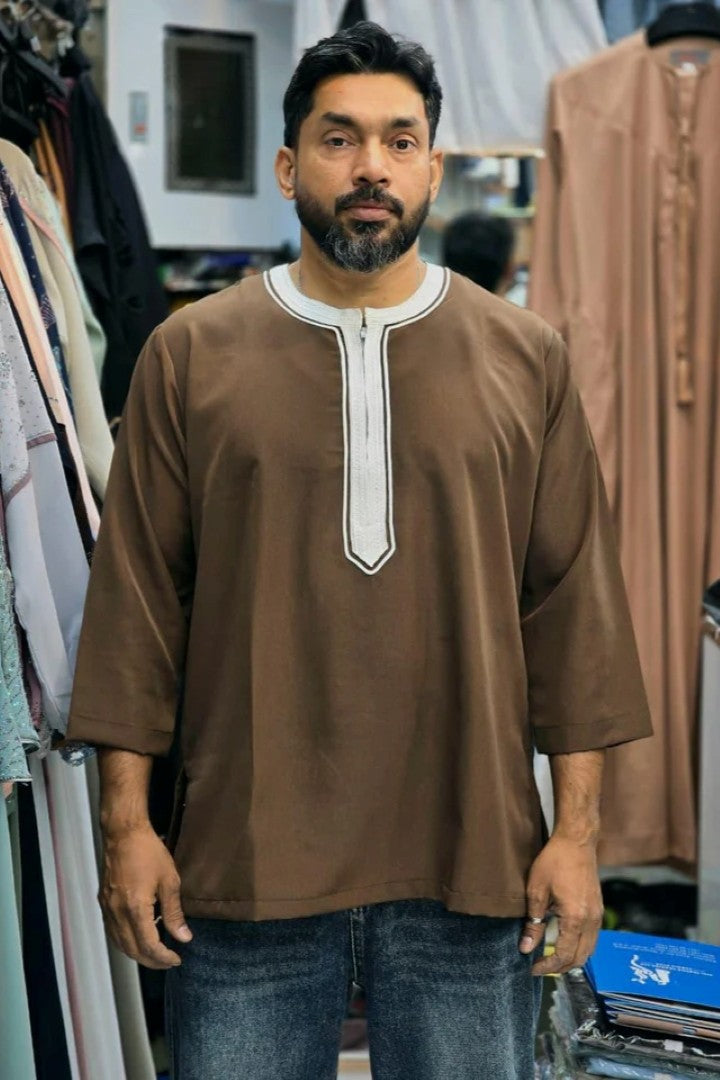 Omar – Classic Emirati Kurta (Brown)